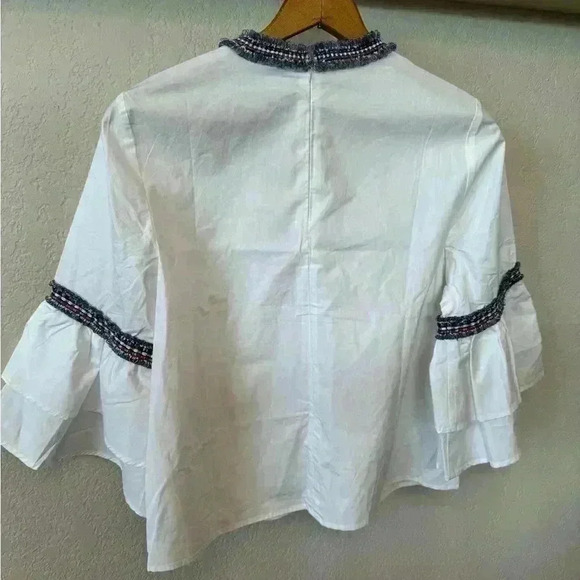 NWT Few Moda Bell Sleeve Embroidered Accents Blouse Women’s Medium - Picture 5 of 11